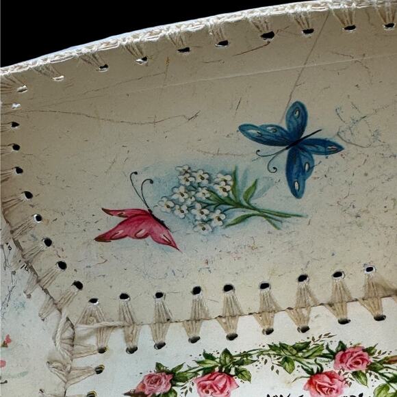 Vintage Handmade Stitched Ephemera Greeting Card Trinket Box Laminated Crochet - Picture 13 of 13